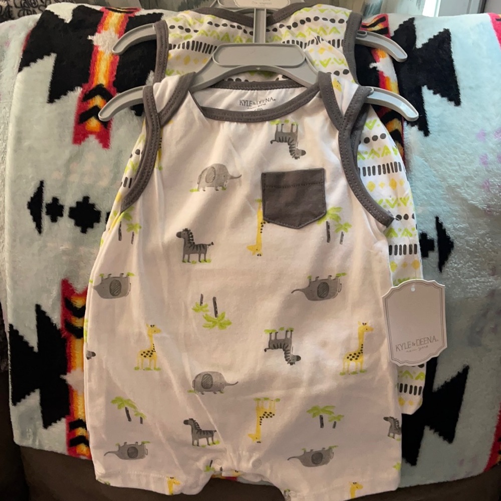 Brand new Kyle and Deena NY 2 pack of rompers ☺️